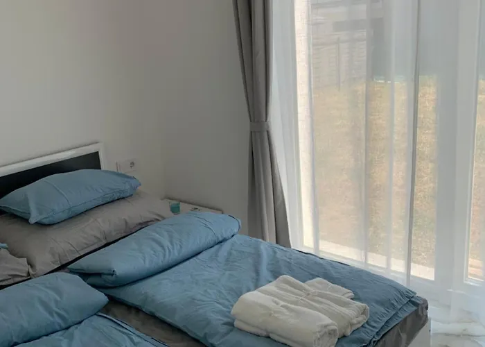 Sunset בית הארחה 3*