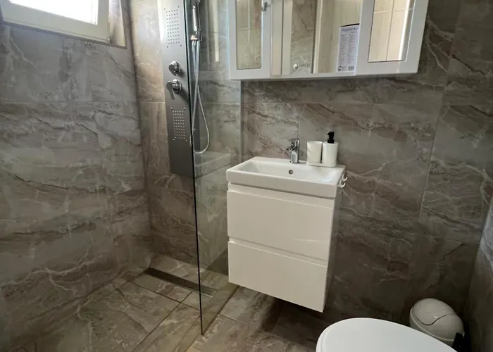 Sunset בית הארחה